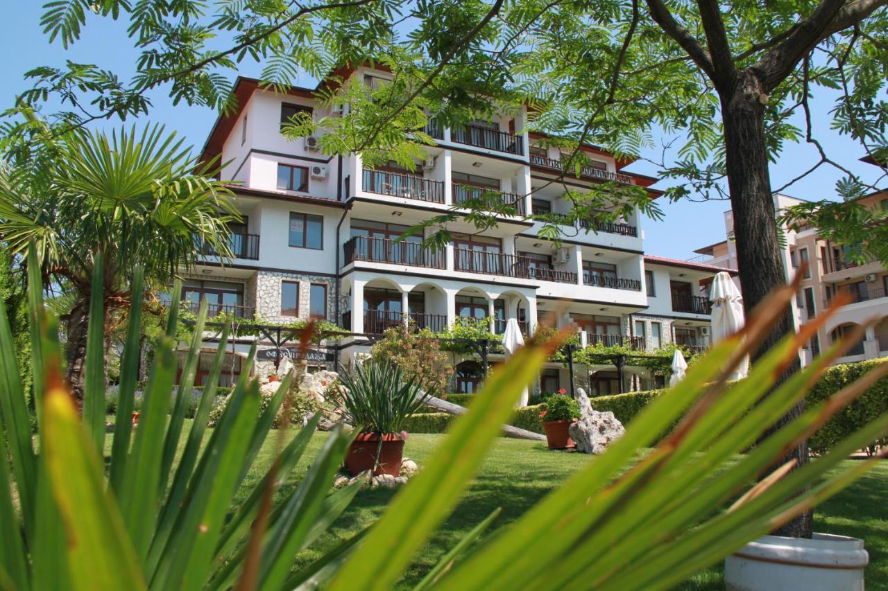 Bademite Apartments Sveti Vlas Bagian luar foto