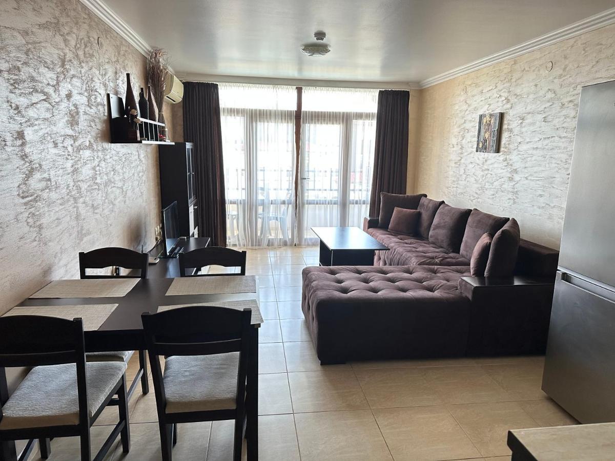 Bademite Apartments Sveti Vlas Bagian luar foto