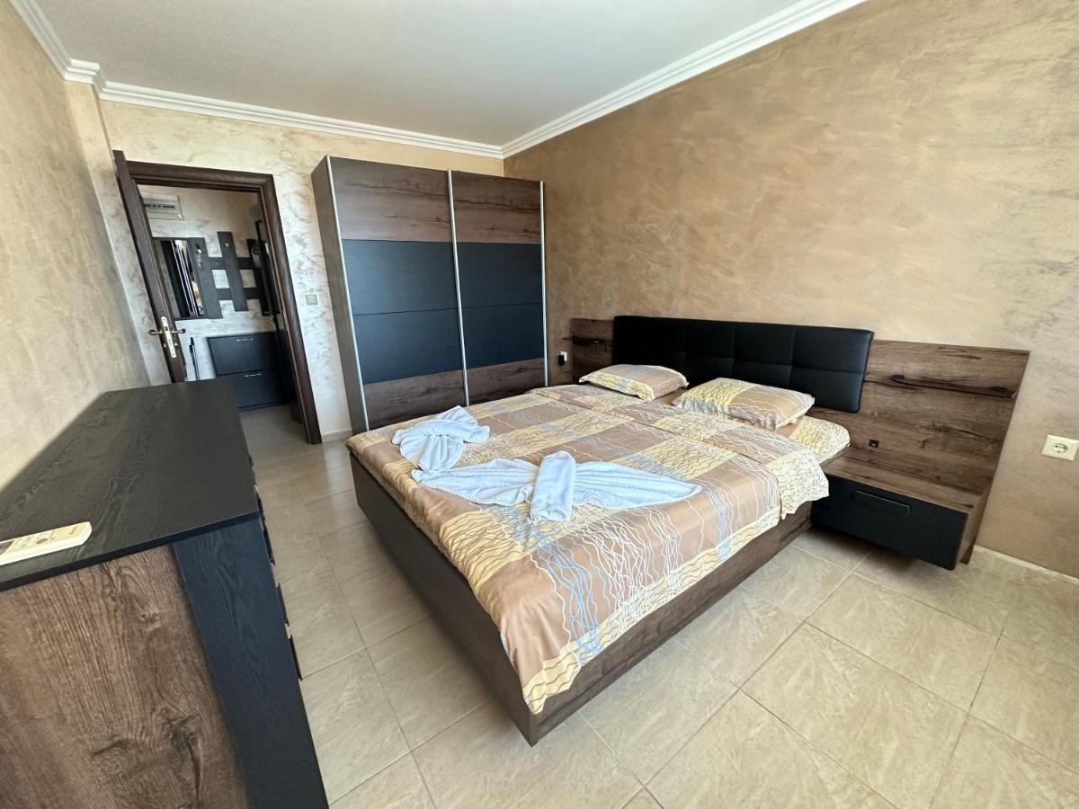 Bademite Apartments Sveti Vlas Bagian luar foto