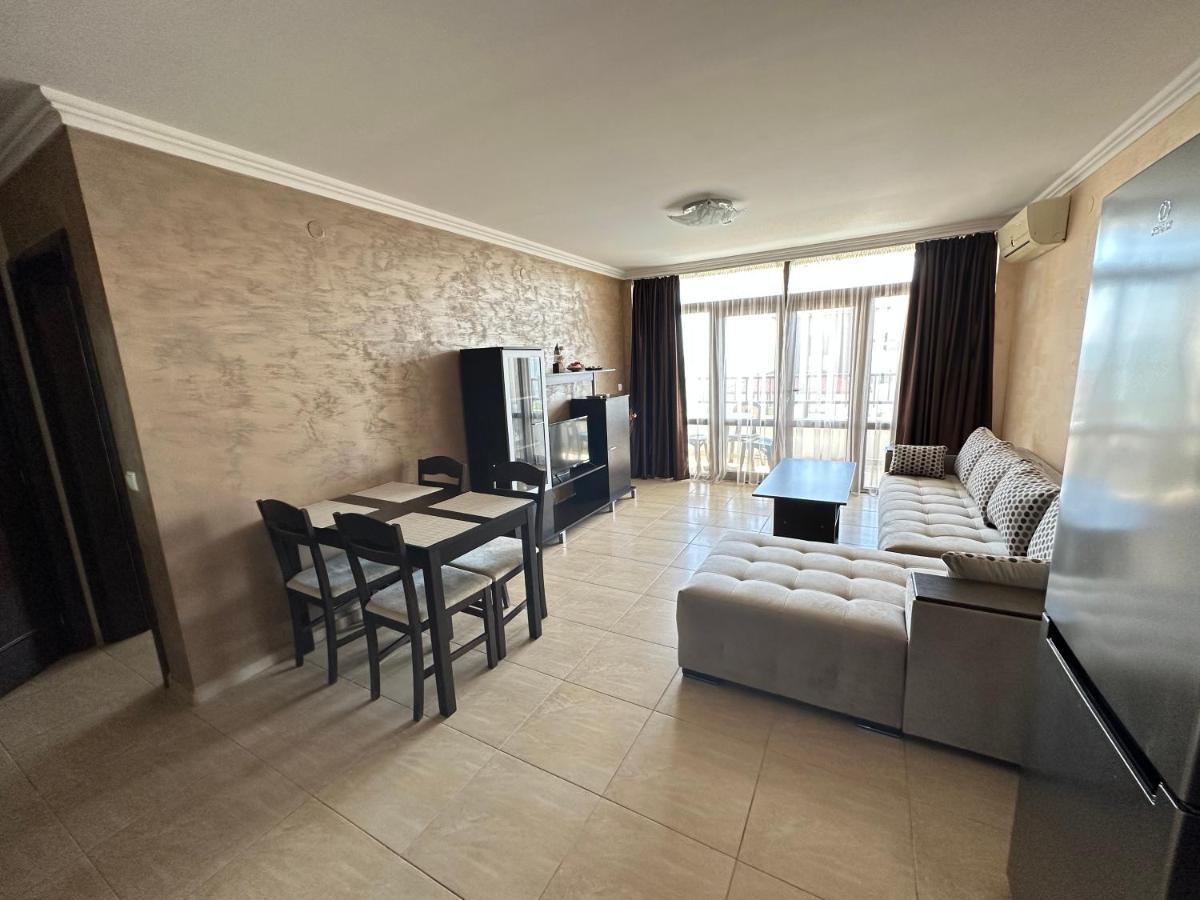 Bademite Apartments Sveti Vlas Bagian luar foto