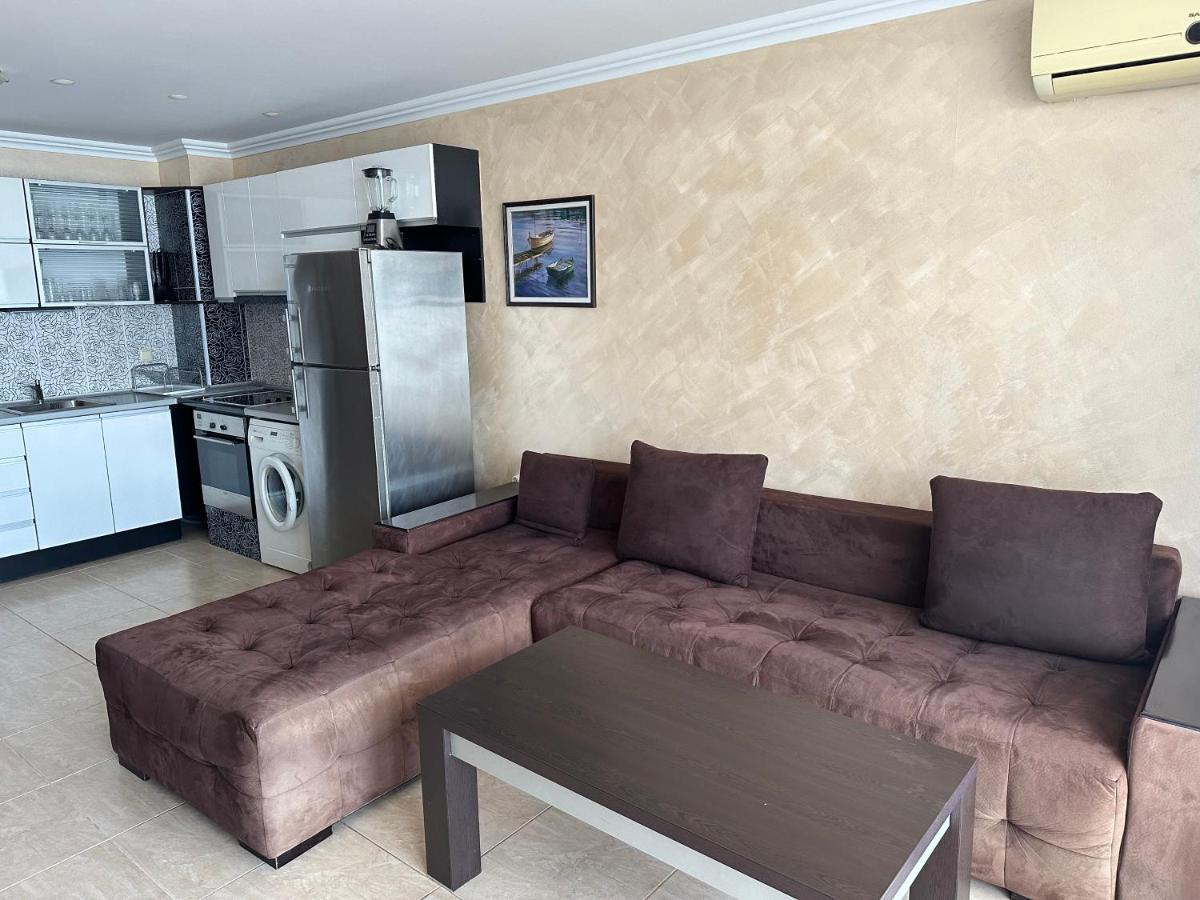 Bademite Apartments Sveti Vlas Bagian luar foto