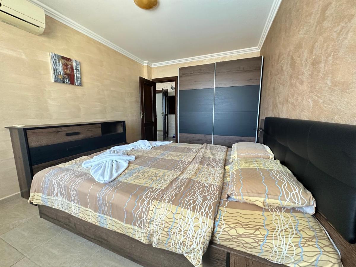 Bademite Apartments Sveti Vlas Bagian luar foto